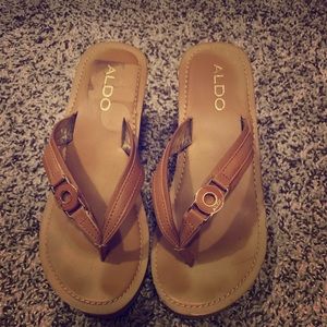 Aldo wedges